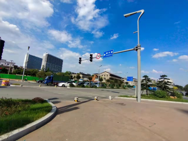 智慧合桿路燈